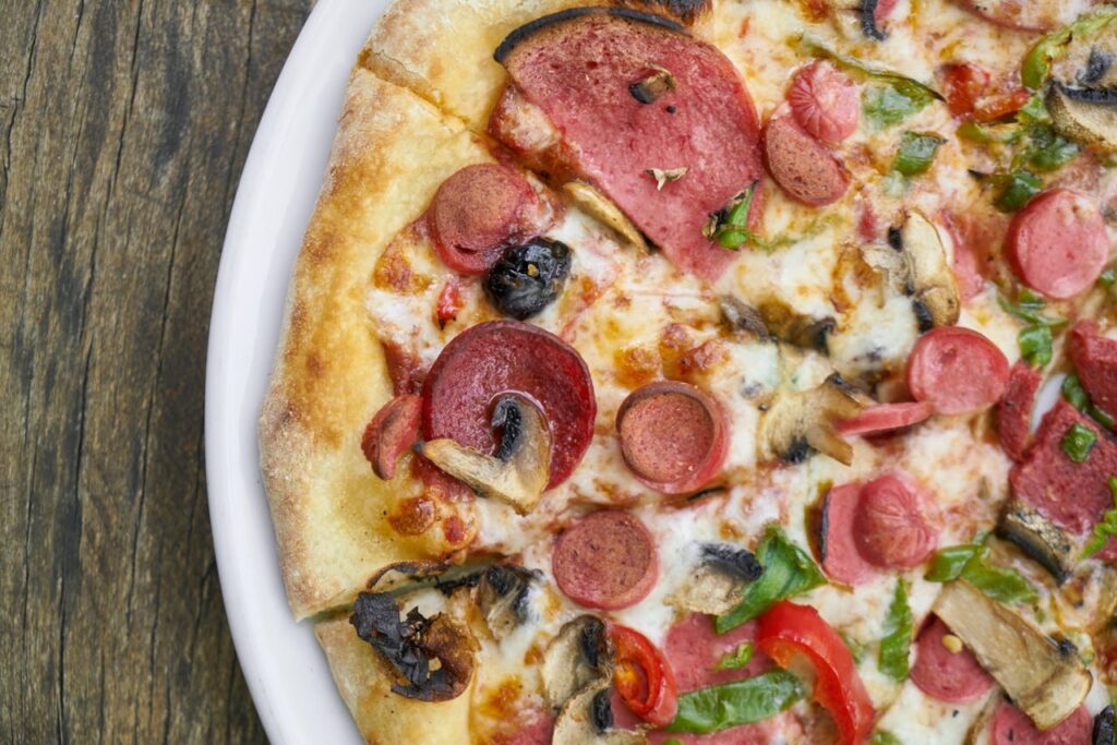 pexels-photo-2260561 Pizzeria con tavoli all'aperto a Latina